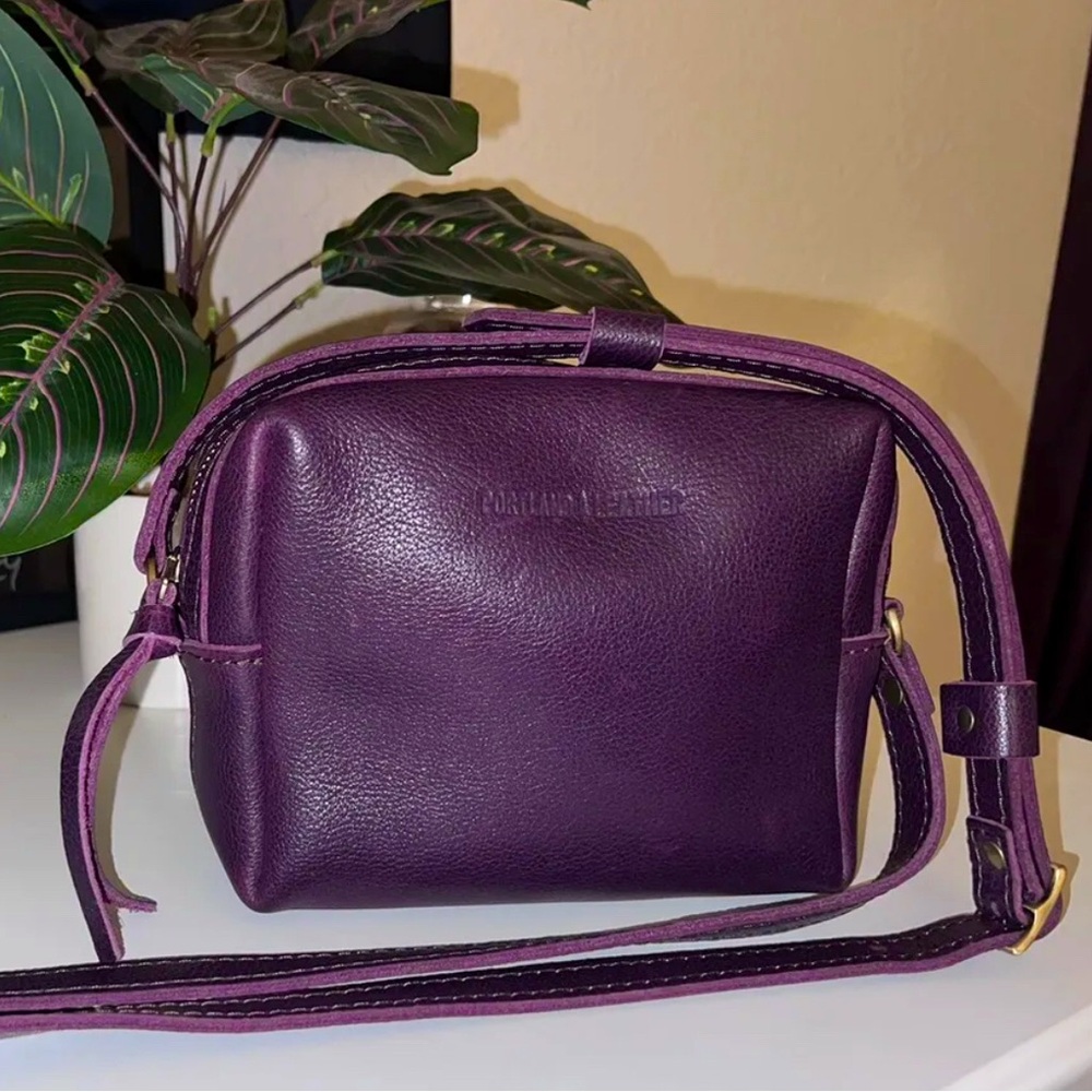 Portland Leather Goods Plum Mini Mesa Crossbody